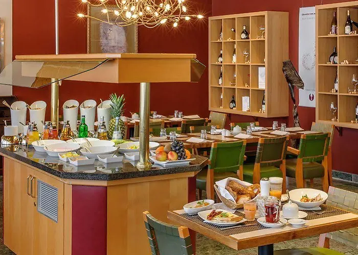 Plaza Szálloda Regensburg